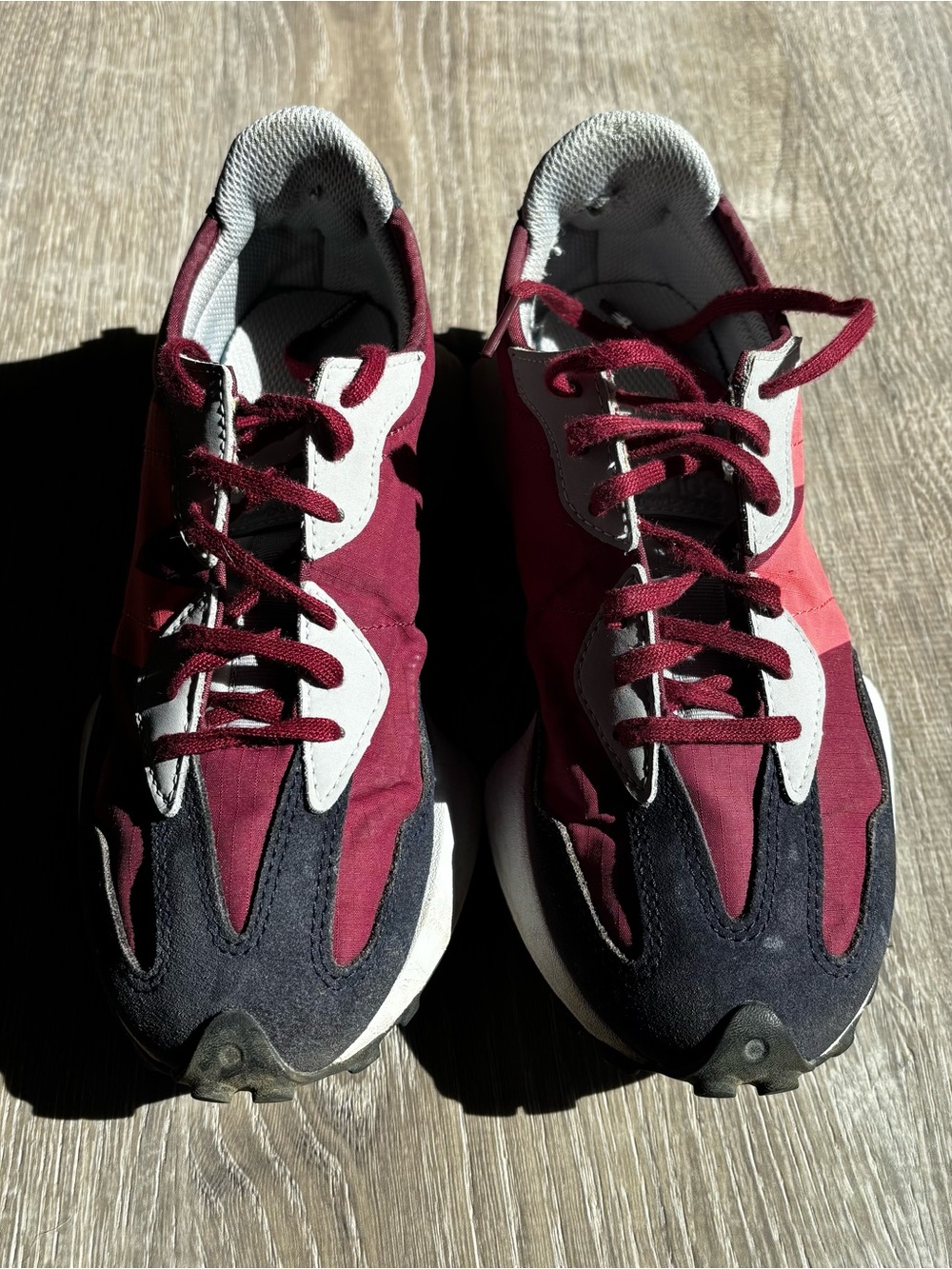 New Balance Figs 327  navy burgundy sneakers